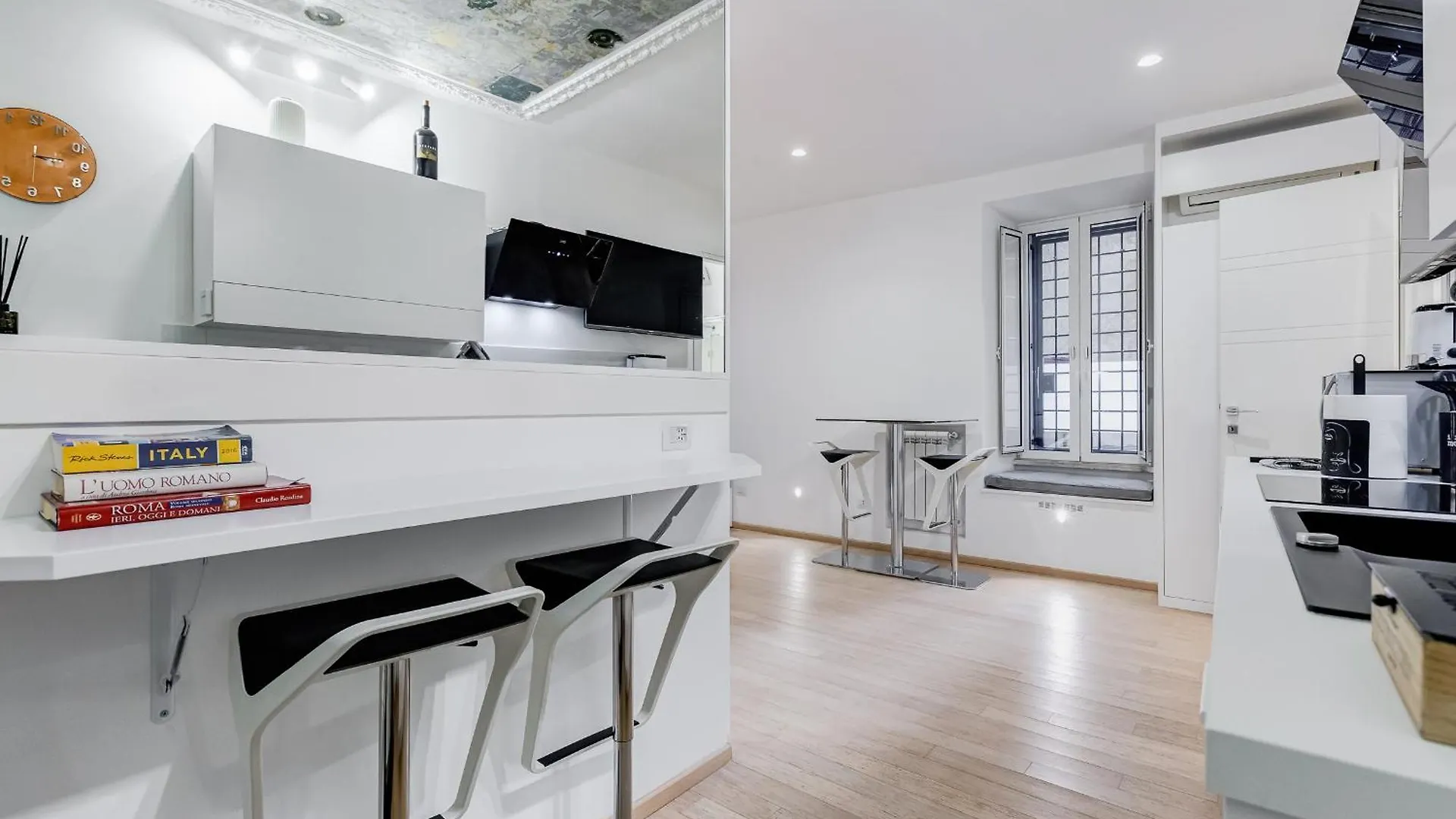 Apartment Colosseo Charming Suite Rome