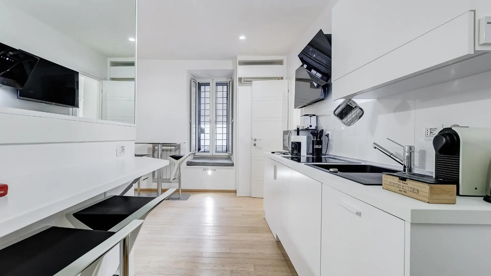 Colosseo Charming Suite Rome Apartment