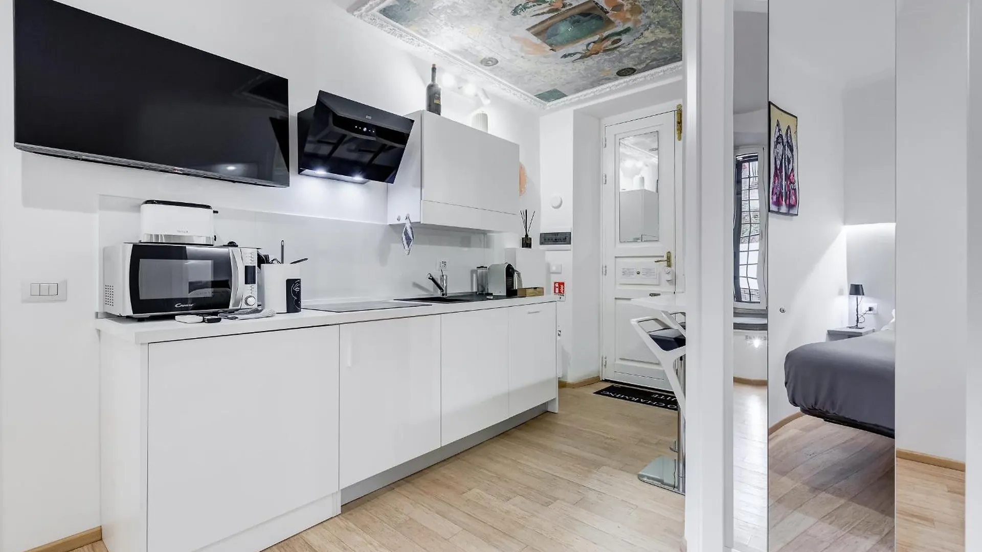 Apartment Colosseo Charming Suite Rome
